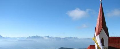 Landschaftsbild Südtirol: Latzfonser Kreuz